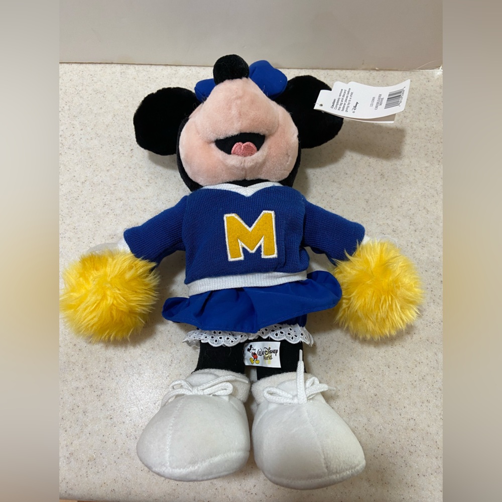 Minnie Mouse Cheerleader NWT - Picture 5 of 6